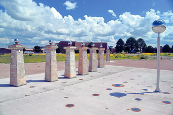 nass_news_2013_oct_VLA-Sundial